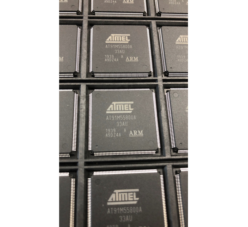 AT91M55800A-33AU ATMEL/Microchip ARM7 series Microcontroller IC  ROMLESS 176LQFP